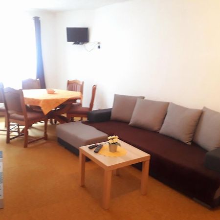 Apartmány Karlštejn Esterno foto