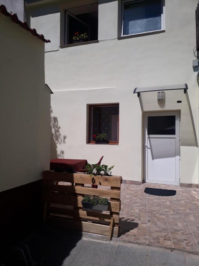 Apartmány Karlštejn Esterno foto