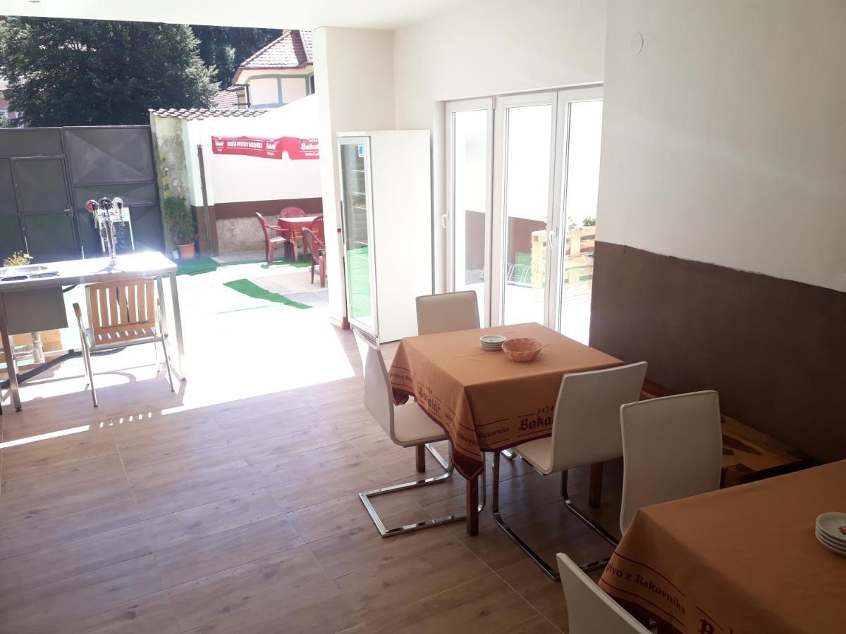 Apartmány Karlštejn Esterno foto