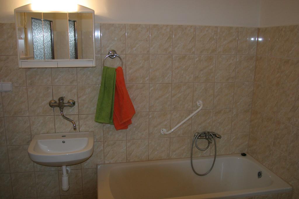 Apartmány Karlštejn Esterno foto