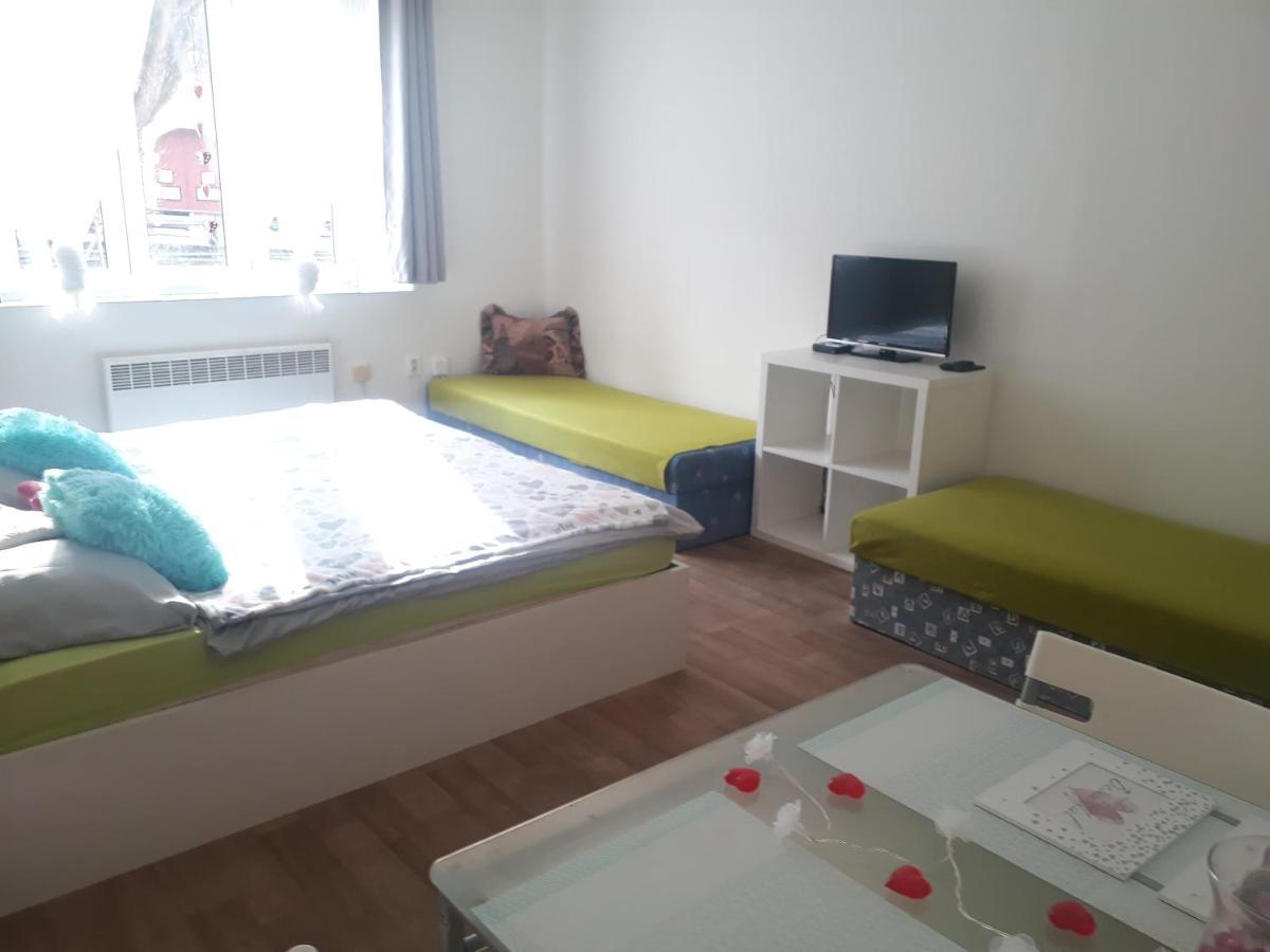 Apartmány Karlštejn Esterno foto